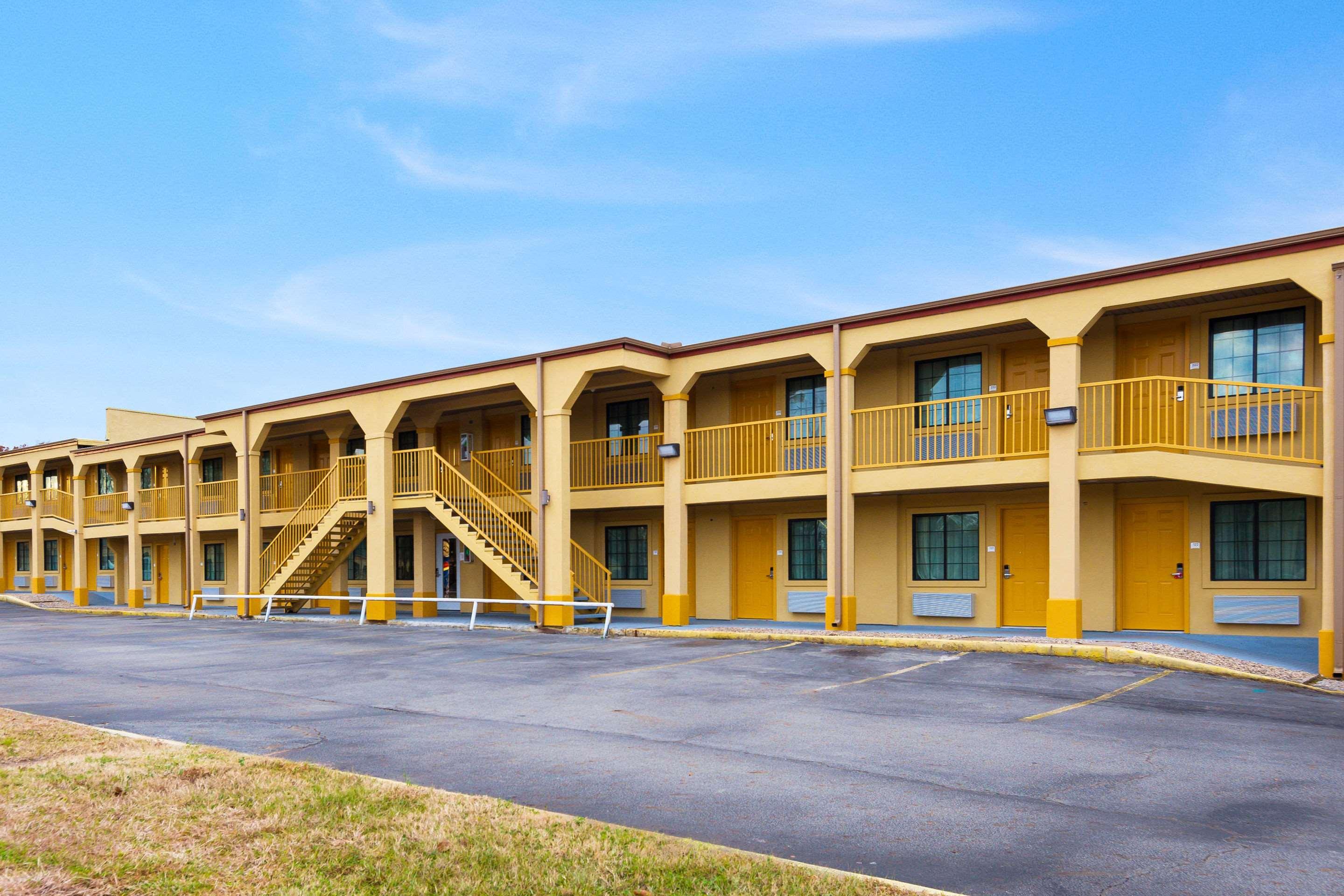 Hotel Super 8 By Wyndham Palestine Tx Esterno foto
